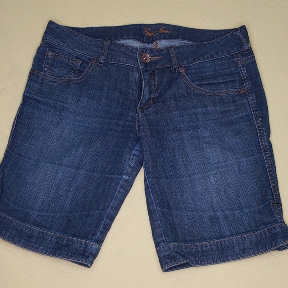 Guess jeans shorts - Picture 3 of 5